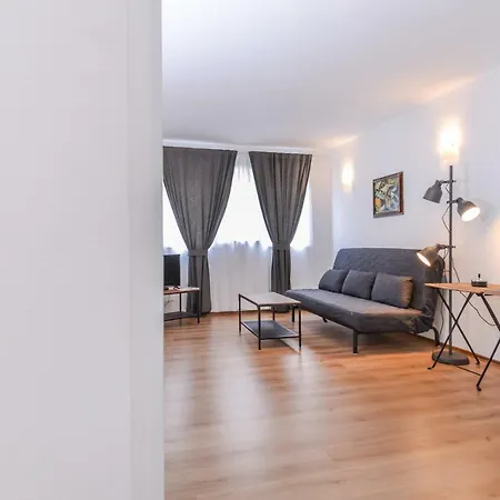 Eleganto - 2bd Stylish By Flat Mаnager