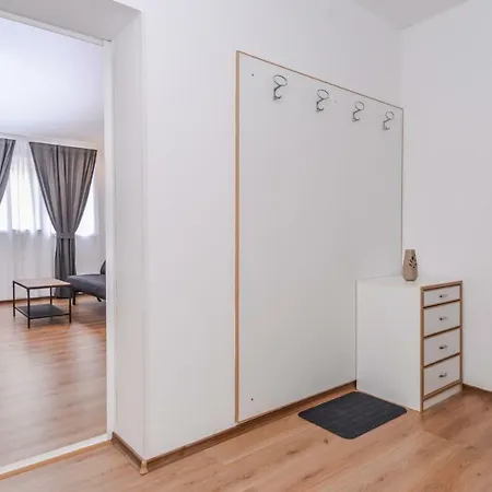 Apartment Eleganto - 2bd Stylish By Flat Mаnager