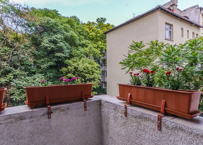 Eleganto - 2bd Stylish By Flat Mаnager 索菲亞