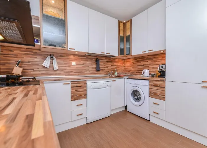 Eleganto - 2bd Stylish By Flat Mаnager *