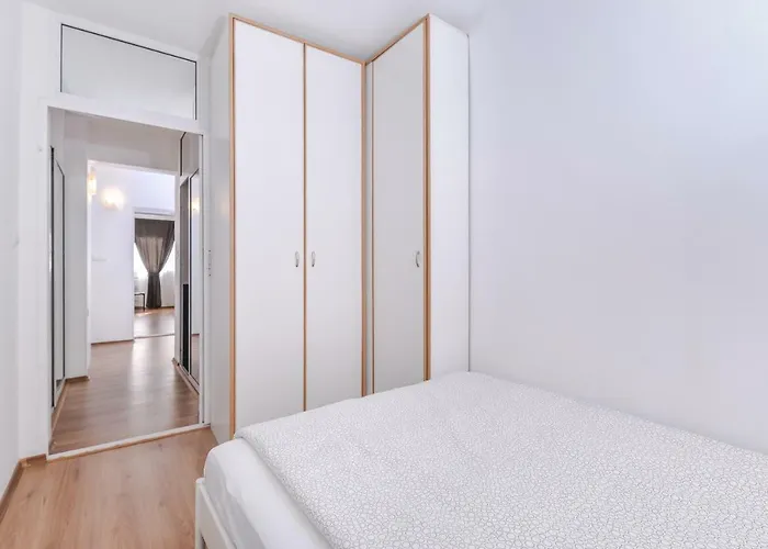 Eleganto - 2bd Stylish By Flat Mаnager *